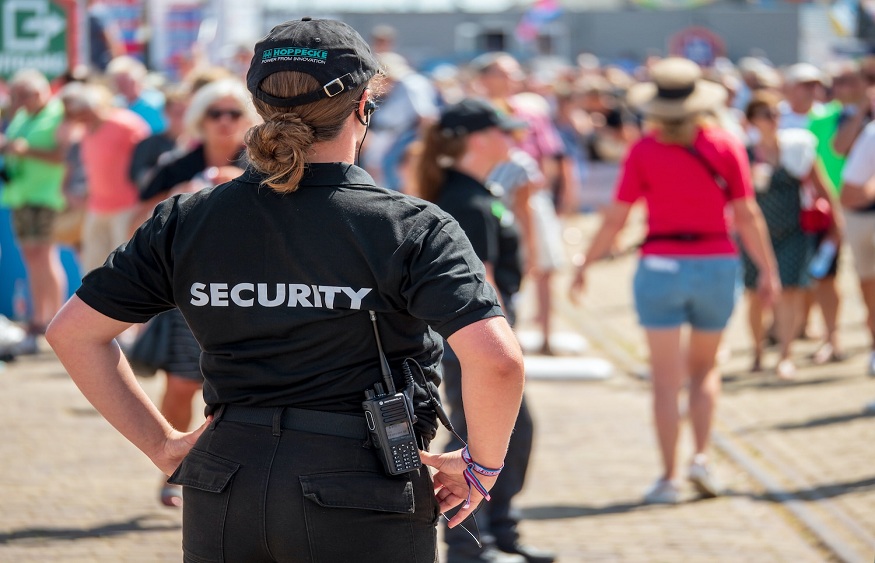 Fashion Store Security Guards and How they Will Protect Your Store