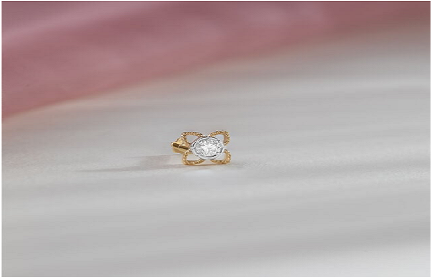 A Token of Love & Tradition for Grandma: A Guide to Timeless Gold Nose Ring Designs